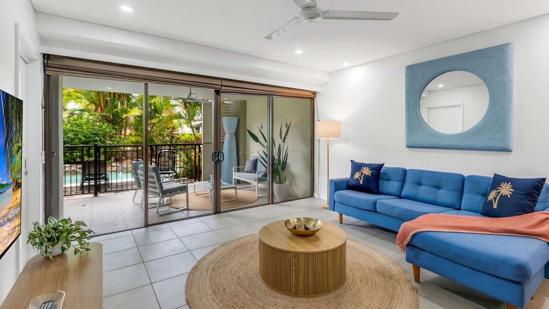 Temple Breeze - Swim Out Apartment 포트 더글라스